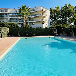 Appartamento De Standing Climatisé, Avec Piscine, Proche De La Fréjus